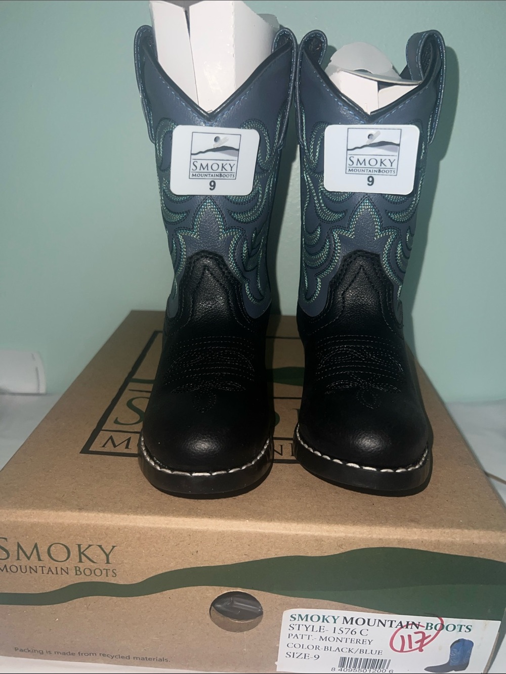 Smoky Mountain Kids' Black/Blue Western Boots - Size 9